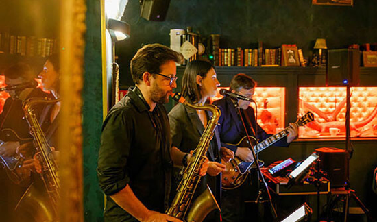 Musique live pour cocktail dînatoire d’entreprise à Lyon