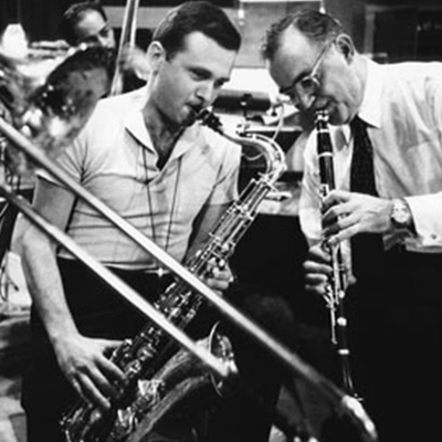 Un groupe de jazz swing